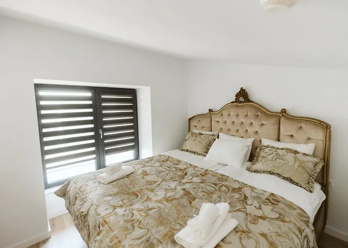 Dec Apartment