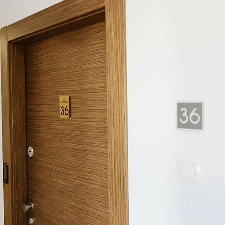 Dec * 布加勒斯特