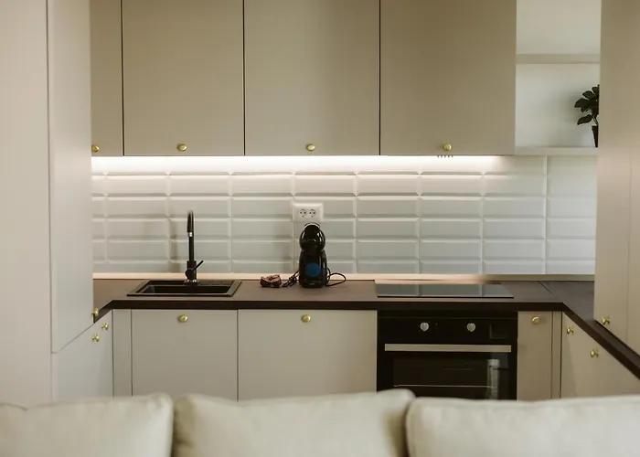 Apartment Dec *